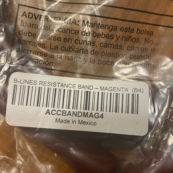 Beachbody B- lines Resistance Bands with handles - Picture 4 of 4